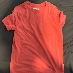 Boys  Magellan t shirt